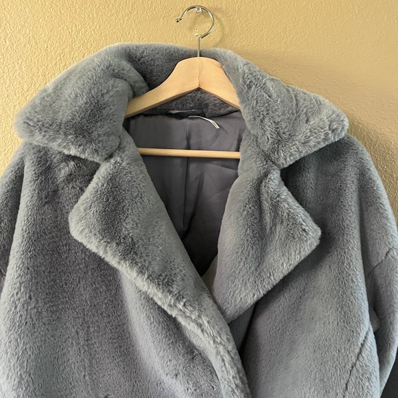 Free People Kate Faux-Fur Double Breasted Jacket in blue - Picture 5 of 12